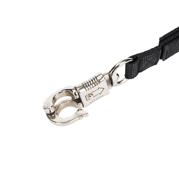 Close up of panic clip on Shires Breakaway Trailer Tie